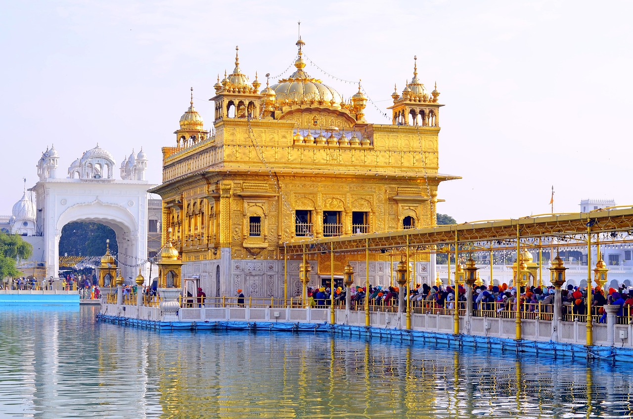 The Langar at the Golden Temple: A Feast Beyond Food